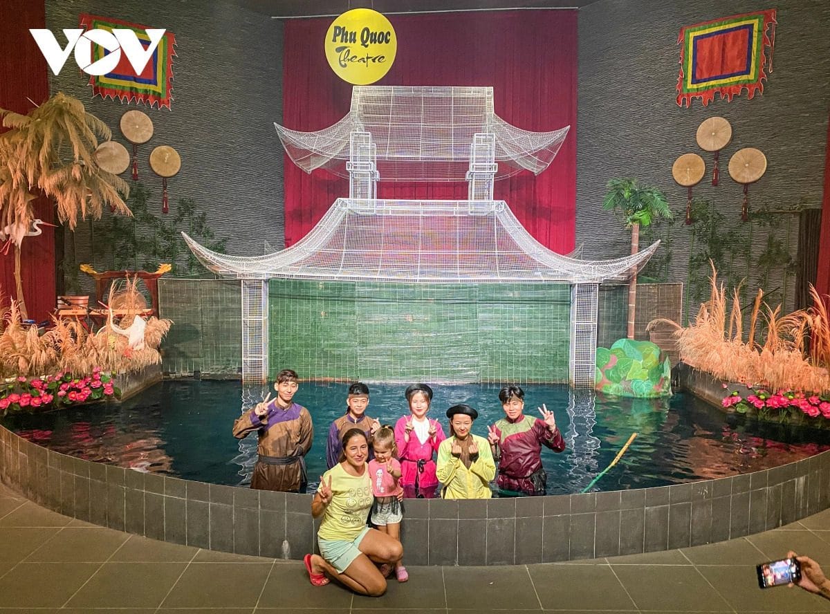 Phú Quốc cần thêm các hoạt động văn hóa, giải trí về đêm.