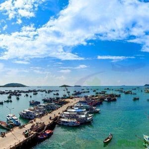 Phu Quoc Nang Tien Ca Long Lay Giua Dai Duong